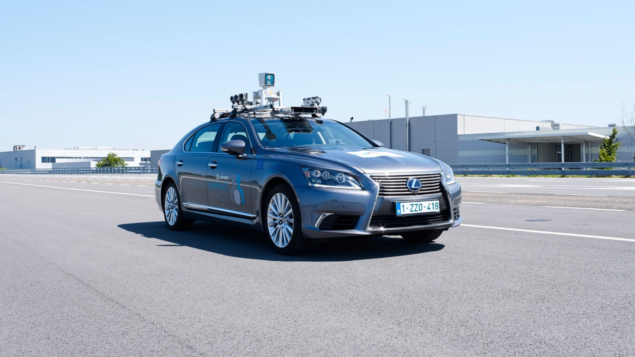 TOYOTA ZAČÍNA TESTOVAŤ AUTÁ BEZ VODIČA V EURÓPSKYCH MESTÁCH